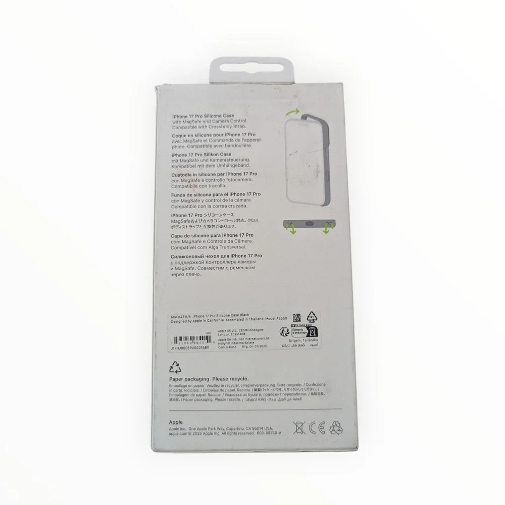 P7-P Apple Case for iPhone 17 Pro Silicone w MagSafe‎ & Camera Control Black ⬇️